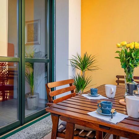 Parma Residential Apartment Con Balcone Kültér fotó