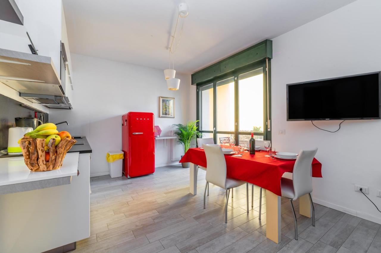 Parma Residential Apartment Con Balcone Kültér fotó