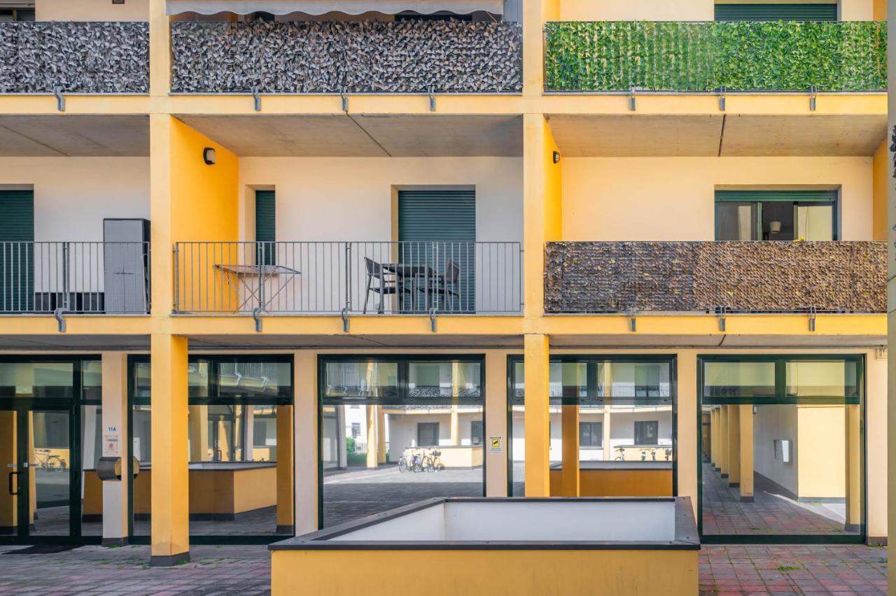 Parma Residential Apartment Con Balcone Kültér fotó
