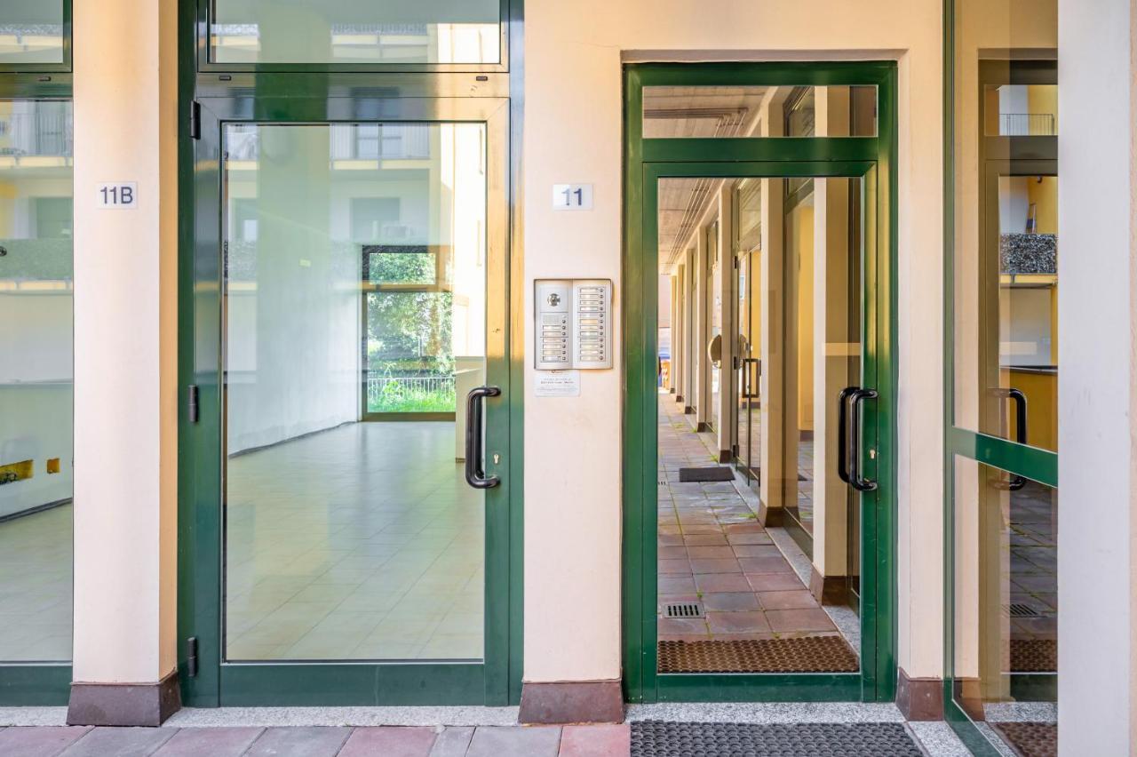 Parma Residential Apartment Con Balcone Kültér fotó